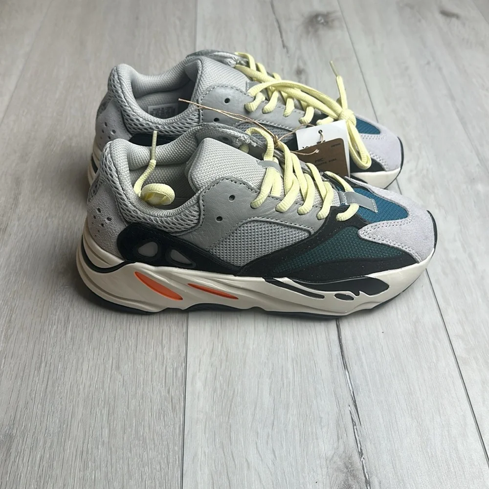 adidas lace up
